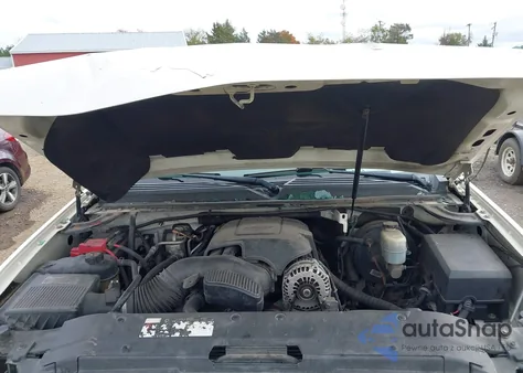 2013 Chevrolet Suburban 1500 Ltz z USA, uszkodzony, nr VIN 1GNSKKE78DR162861